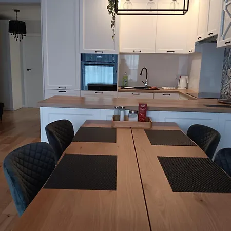 Appartement For Rent Bohaterow Getta Warszawskiego